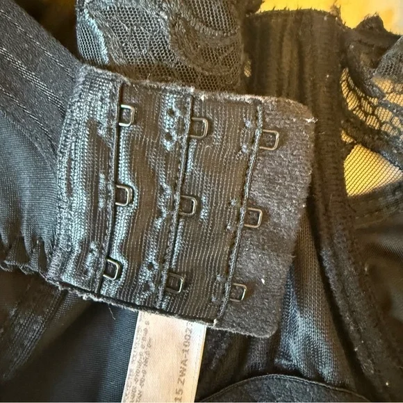 Primadonna Full Figure Black Lace Bra - Picture 6 of 7